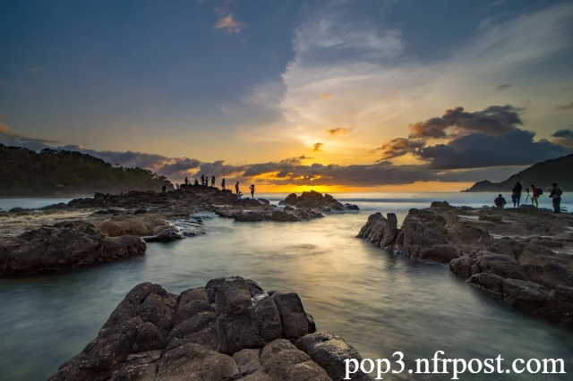 Pesona Pantai Wediombo, Wisata Alam Gunung Kidul
