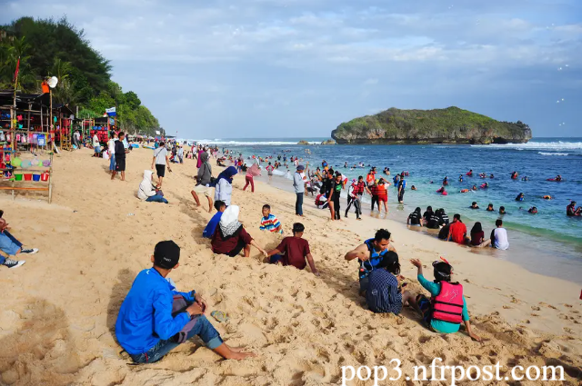 Pantai Pasir Putih Jogja: 9 Destinasi & Harga Tiket